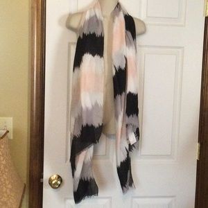 Avenue 9 Craft Scarf NWT.